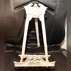 Vintage Metal Shabby Chic Easel